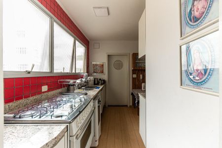 Apartamento à venda com 154m², 2 quartos e 2 vagas Apartamento à venda com 154m², 2 quartos e 2 vagasCozinha