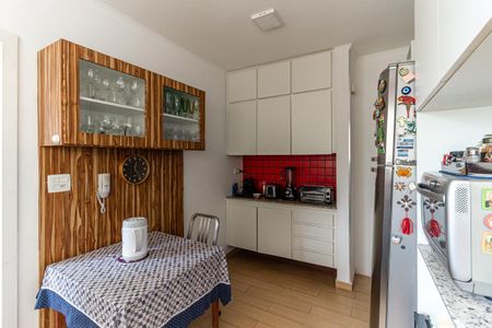 Apartamento à venda com 154m², 2 quartos e 2 vagas Apartamento à venda com 154m², 2 quartos e 2 vagasCozinha