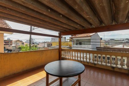 Casa à venda com 135m², 3 quartos e 2 vagas Casa à venda com 135m², 3 quartos e 2 vagasSacada da Sala