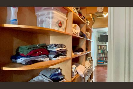 Apartamento para alugar com 125m², 3 quartos e 2 vagasCloset da suíte