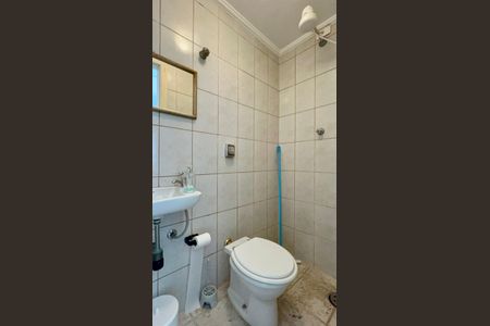 Apartamento para alugar com 125m², 3 quartos e 2 vagasBanheiro de serviço