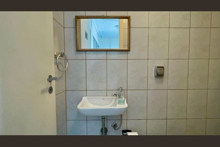 Apartamento para alugar com 125m², 3 quartos e 2 vagasBanheiro de serviço