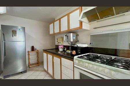 Apartamento para alugar com 125m², 3 quartos e 2 vagasCozinha