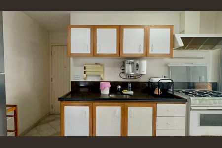 Apartamento para alugar com 125m², 3 quartos e 2 vagasCozinha