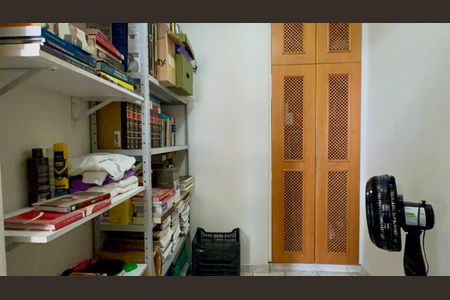 Apartamento para alugar com 125m², 3 quartos e 2 vagasQuarto de Serviço