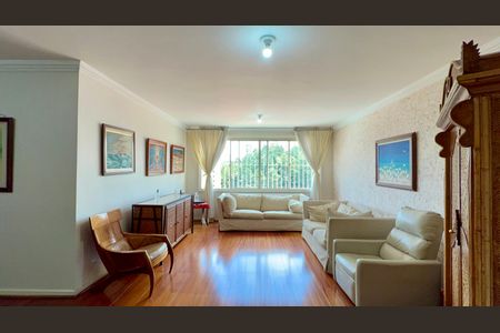 Sala de apartamento à venda com 3 quartos, 125m² em Vila Madalena, São Paulo