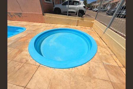 Apartamento à venda com 70m², 2 quartos e 1 vagaÁrea comum - Piscina