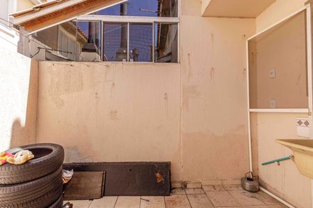 Apartamento à venda com 70m², 2 quartos e 1 vagaVaranda