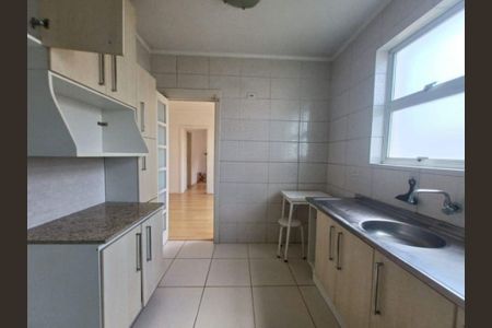 Cozinha  de apartamento para alugar com 1 quarto, 45m² em Protásio Alves, Porto Alegre