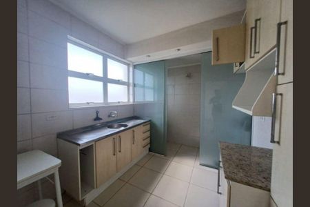 Cozinha  de apartamento para alugar com 1 quarto, 45m² em Protásio Alves, Porto Alegre