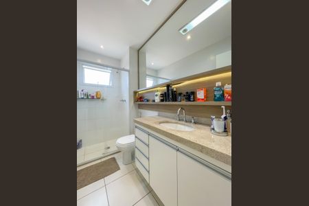 Apartamento à venda com 82m², 3 quartos e 2 vagasBanheiro 2