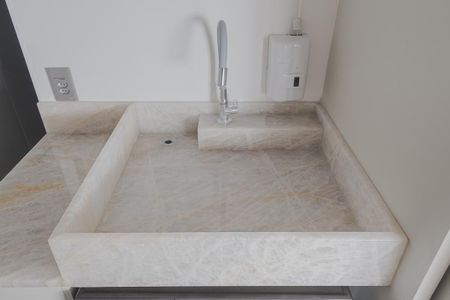 Apartamento à venda com 70m², 1 quarto e 1 vagaÁrea de Serviço