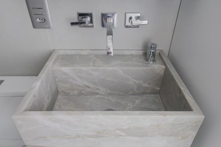 Apartamento à venda com 70m², 1 quarto e 1 vagaBanheiro 2