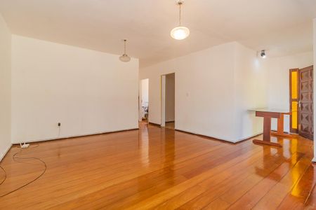 Casa para alugar com 3 quartos, 200m² em Santa Tereza, Porto Alegre