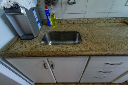 Apartamento à venda com 76m², 3 quartos e 1 vaga Apartamento à venda com 76m², 3 quartos e 1 vagaCozinha e Área de Serviço