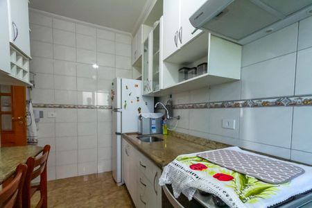 Apartamento à venda com 76m², 3 quartos e 1 vaga Apartamento à venda com 76m², 3 quartos e 1 vagaCozinha e Área de Serviço