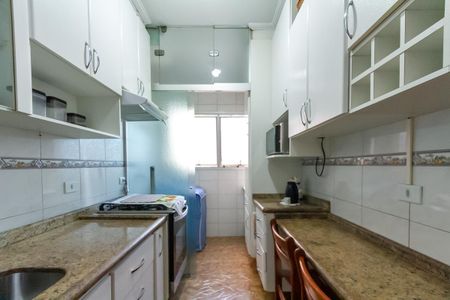 Apartamento à venda com 76m², 3 quartos e 1 vaga Apartamento à venda com 76m², 3 quartos e 1 vagaCozinha e Área de Serviço