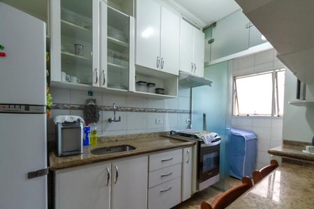 Apartamento à venda com 76m², 3 quartos e 1 vaga Apartamento à venda com 76m², 3 quartos e 1 vagaCozinha e Área de Serviço