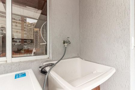 Apartamento à venda com 82m², 2 quartos e sem vaga Apartamento à venda com 82m², 2 quartos e sem vagaÁrea de Serviço