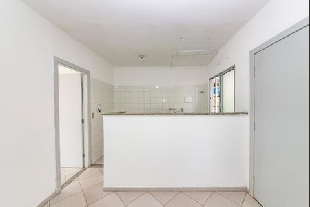 Cozinha de kitnet/studio para alugar com 1 quarto, 24m² em Parque Pedro Ii, Belo Horizonte