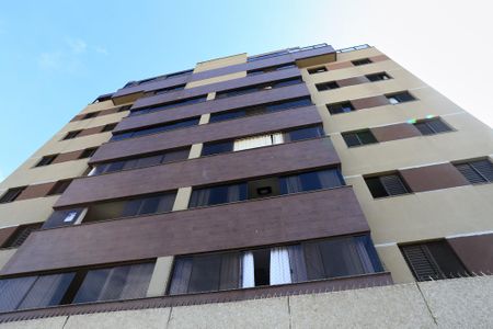 Apartamento à venda com 90m², 3 quartos e 2 vagasFachada
