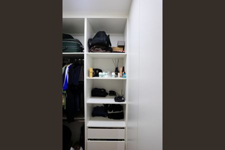 Apartamento à venda com 90m², 3 quartos e 2 vagasCloset da suíte