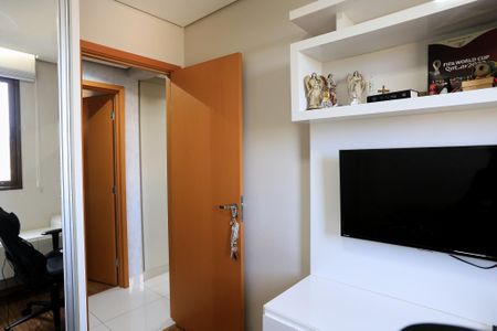Apartamento à venda com 90m², 3 quartos e 2 vagasQuarto