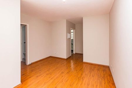 Sala  de apartamento para alugar com 1 quarto, 41m² em Petrópolis, Porto Alegre