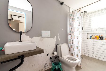 Casa à venda com 137m², 3 quartos e 2 vagasBanheiro da Suíte 1