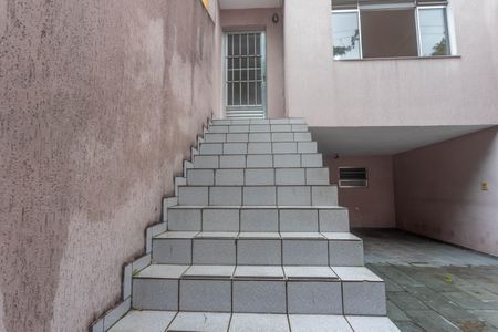 Casa para alugar com 182m², 3 quartos e 3 vagasEntrada 