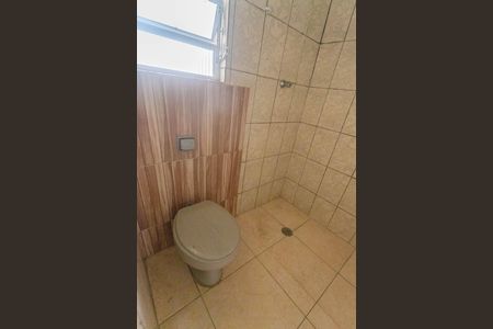 Casa para alugar com 182m², 3 quartos e 3 vagasEdícula - banheiro 