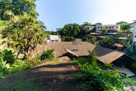 Casa de condomínio à venda com 838m², 4 quartos e 5 vagasÁrea externa