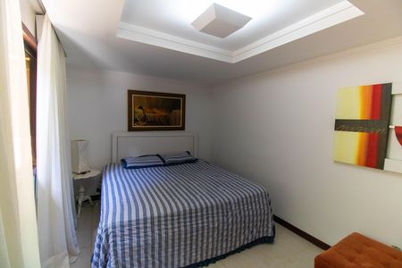 Casa de condomínio à venda com 838m², 4 quartos e 5 vagasSuíte 3