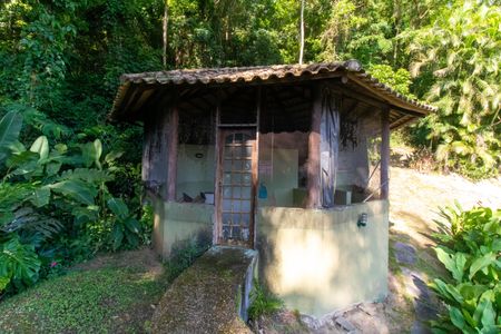 Casa de condomínio à venda com 838m², 4 quartos e 5 vagasÁrea externa