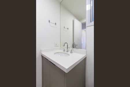 Apartamento para alugar com 62m², 2 quartos e 1 vaga Apartamento para alugar com 62m², 2 quartos e 1 vagaBanheiro 2