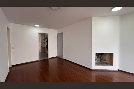 Apartamento à venda com 127m², 4 quartos e 2 vagasFoto 03