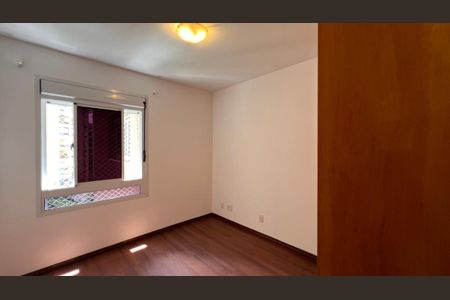 Apartamento à venda com 127m², 4 quartos e 2 vagasFoto 07