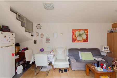 Casa à venda com 250m², 3 quartos e 3 vagas Casa à venda com 250m², 3 quartos e 3 vagasEdícula