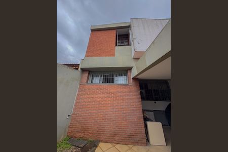 Fachada de casa à venda com 3 quartos, 250m² em Jardim da Gloria, São Paulo