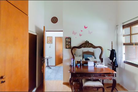 Casa à venda com 250m², 3 quartos e 3 vagas Casa à venda com 250m², 3 quartos e 3 vagasQuarto 2