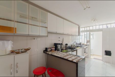 Cozinha de casa à venda com 3 quartos, 250m² em Jardim da Gloria, São Paulo