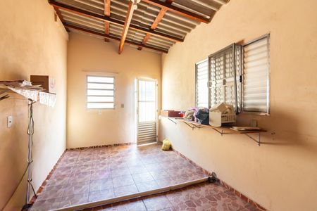 Casa à venda com 130m², 3 quartos e 2 vagasEdícula 