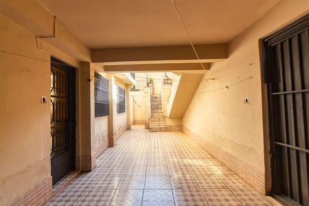 Casa à venda com 130m², 3 quartos e 2 vagasGaragem