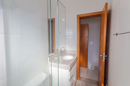 Apartamento para alugar com 130m², 3 quartos e 2 vagas Apartamento para alugar com 130m², 3 quartos e 2 vagasBanheiro da Suíte