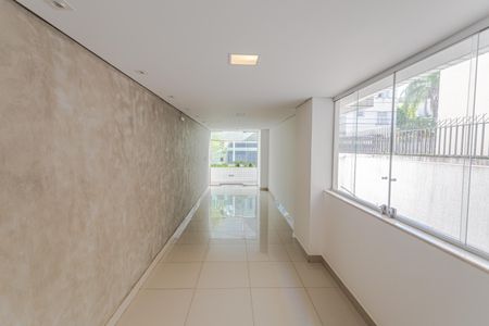 Apartamento para alugar com 130m², 3 quartos e 2 vagas Apartamento para alugar com 130m², 3 quartos e 2 vagasHall de entrada