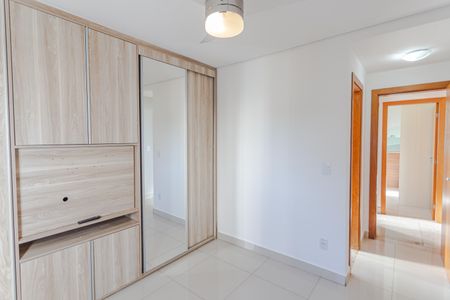 Apartamento para alugar com 130m², 3 quartos e 2 vagas Apartamento para alugar com 130m², 3 quartos e 2 vagasSuíte