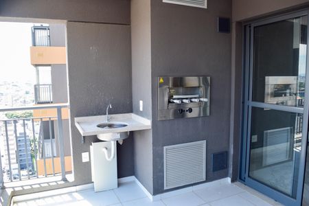 Apartamento para alugar com 60m², 2 quartos e 1 vagaVaranda