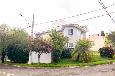 Casa de condomínio para alugar com 342m², 5 quartos e 5 vagasfachada Casa