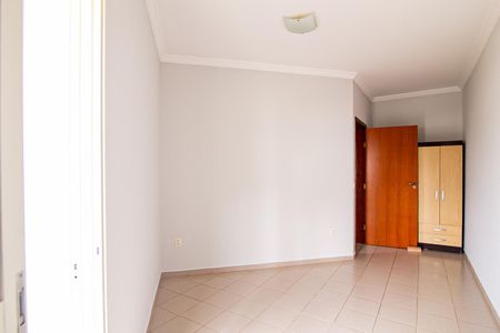 Casa de condomínio para alugar com 342m², 5 quartos e 5 vagasQuarto 1