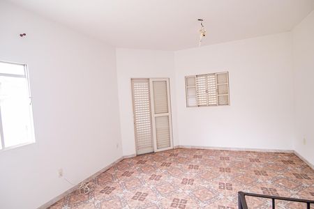 Casa de condomínio para alugar com 342m², 5 quartos e 5 vagasQuarto Edicula